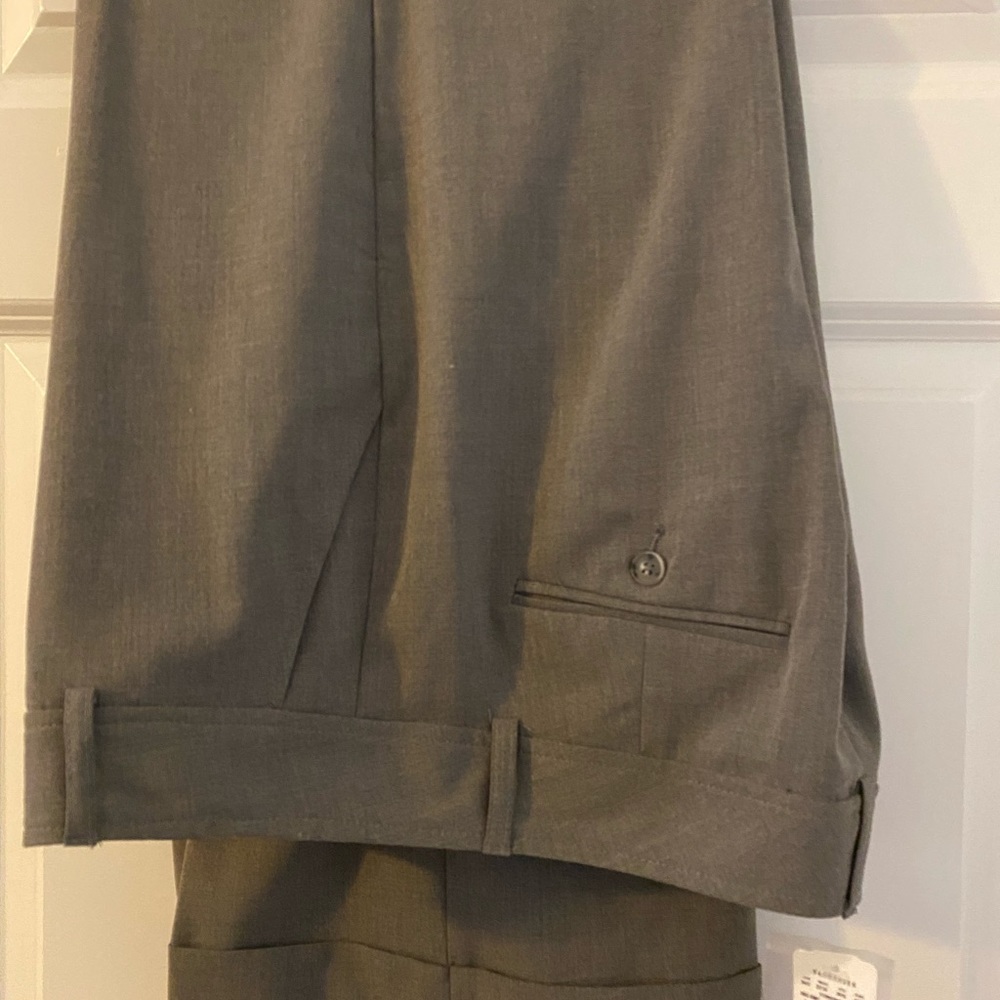 Brand new Van Heusen pants